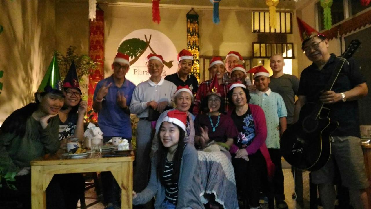 Отель At Phra Sing Чиангмай Экстерьер фото